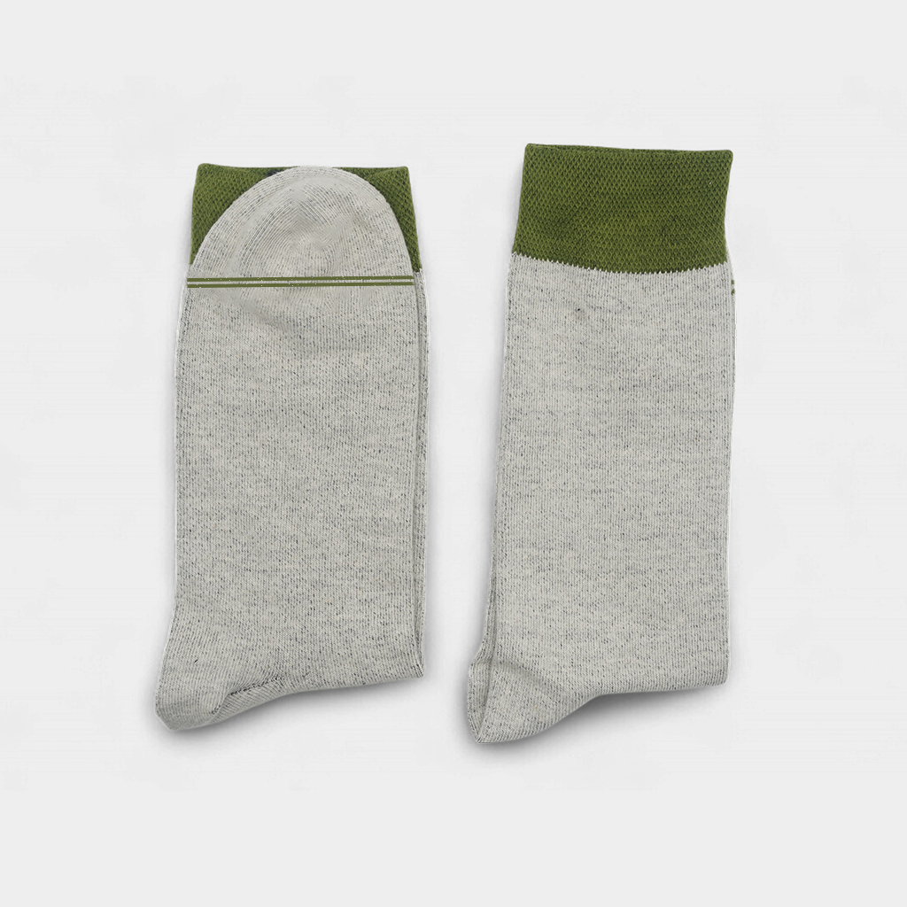 Men's Light Grey Socks With Dark Green Cuff - FTS01